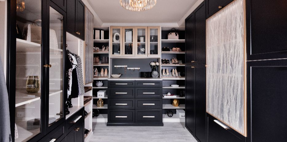Black Finish Walk In Closet